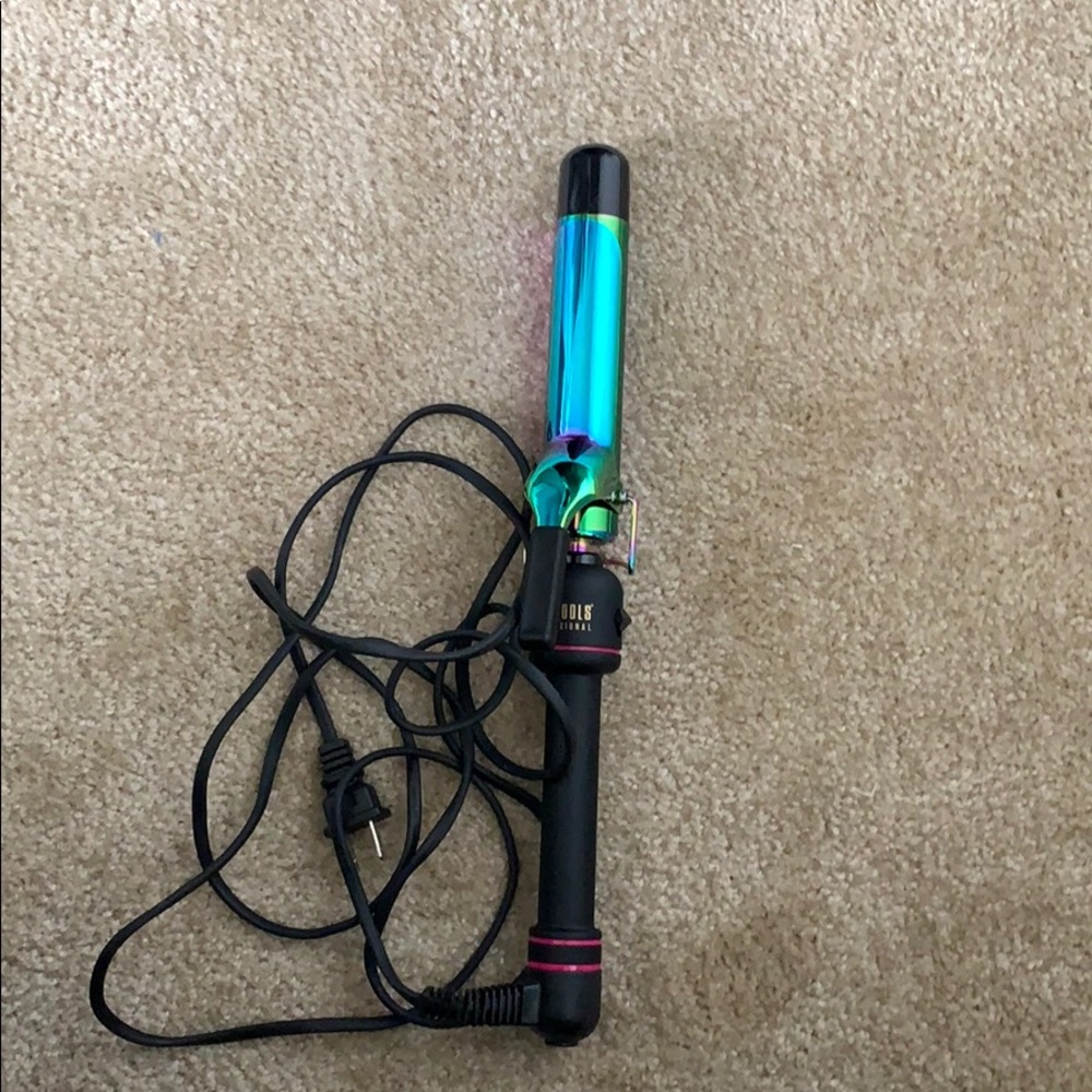 Hot Tools Curling Iron NEVER USED